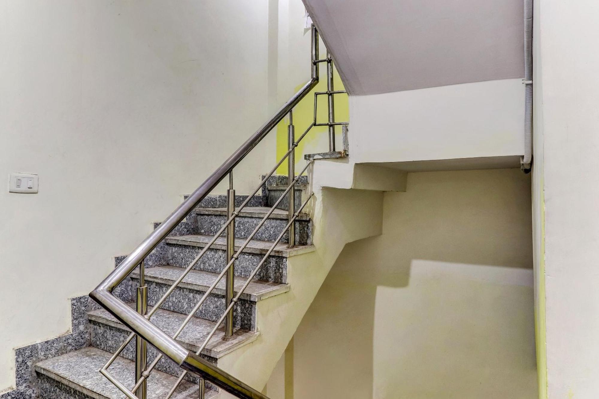 דלהי Hotel O Cozy Stay מראה חיצוני תמונה